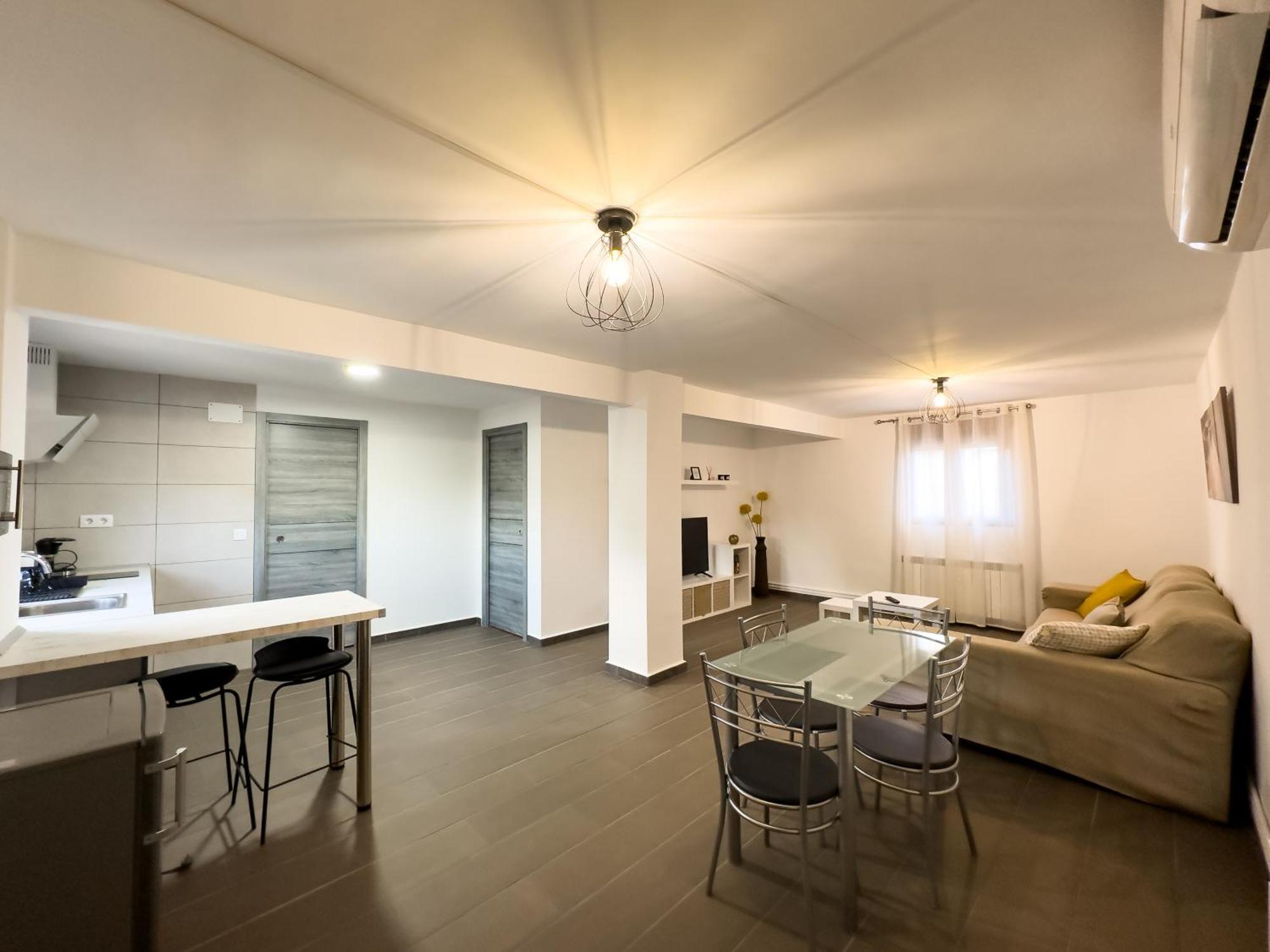 Apartment Claudia Puigmoreno
